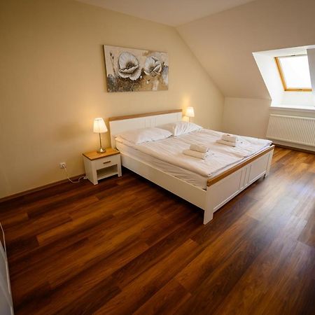 Apartman U Krale - 2 Jičín Extérieur photo