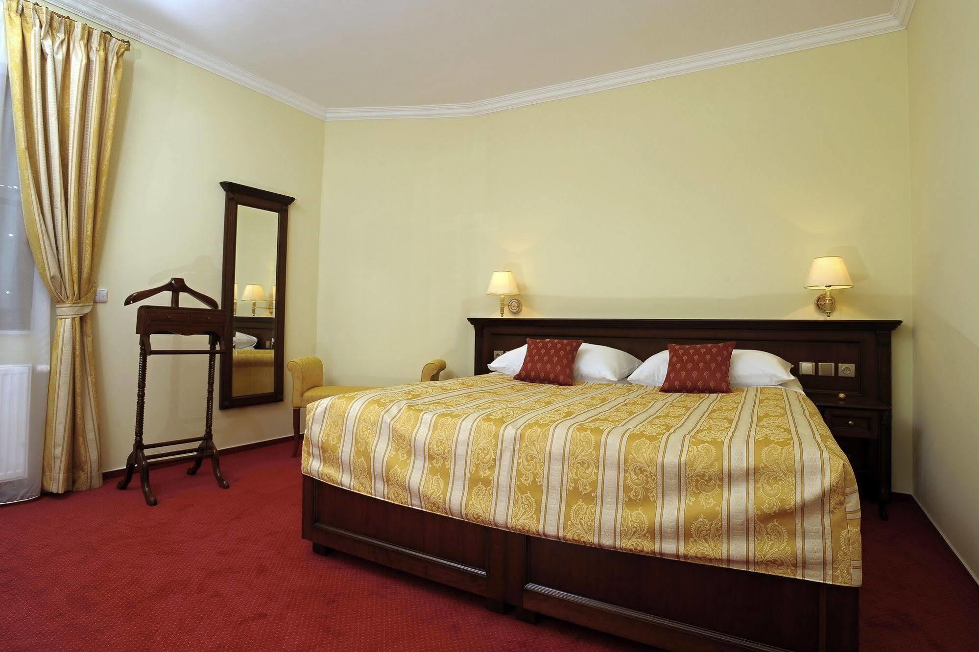 Apartman U Krale - 2 Jičín Extérieur photo