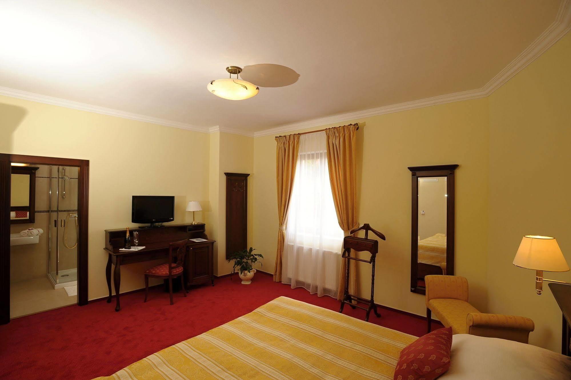 Apartman U Krale - 2 Jičín Extérieur photo